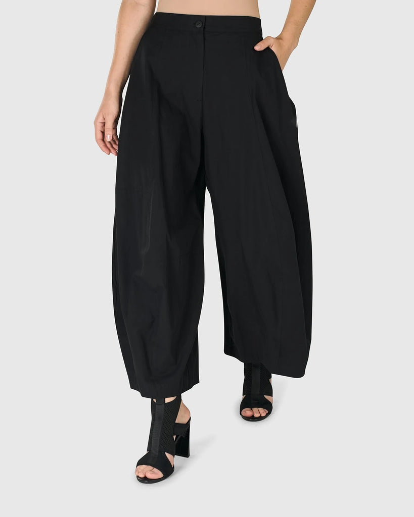 alembika-urban-bowery-balloon-pants-black-barrel-hose image 1
