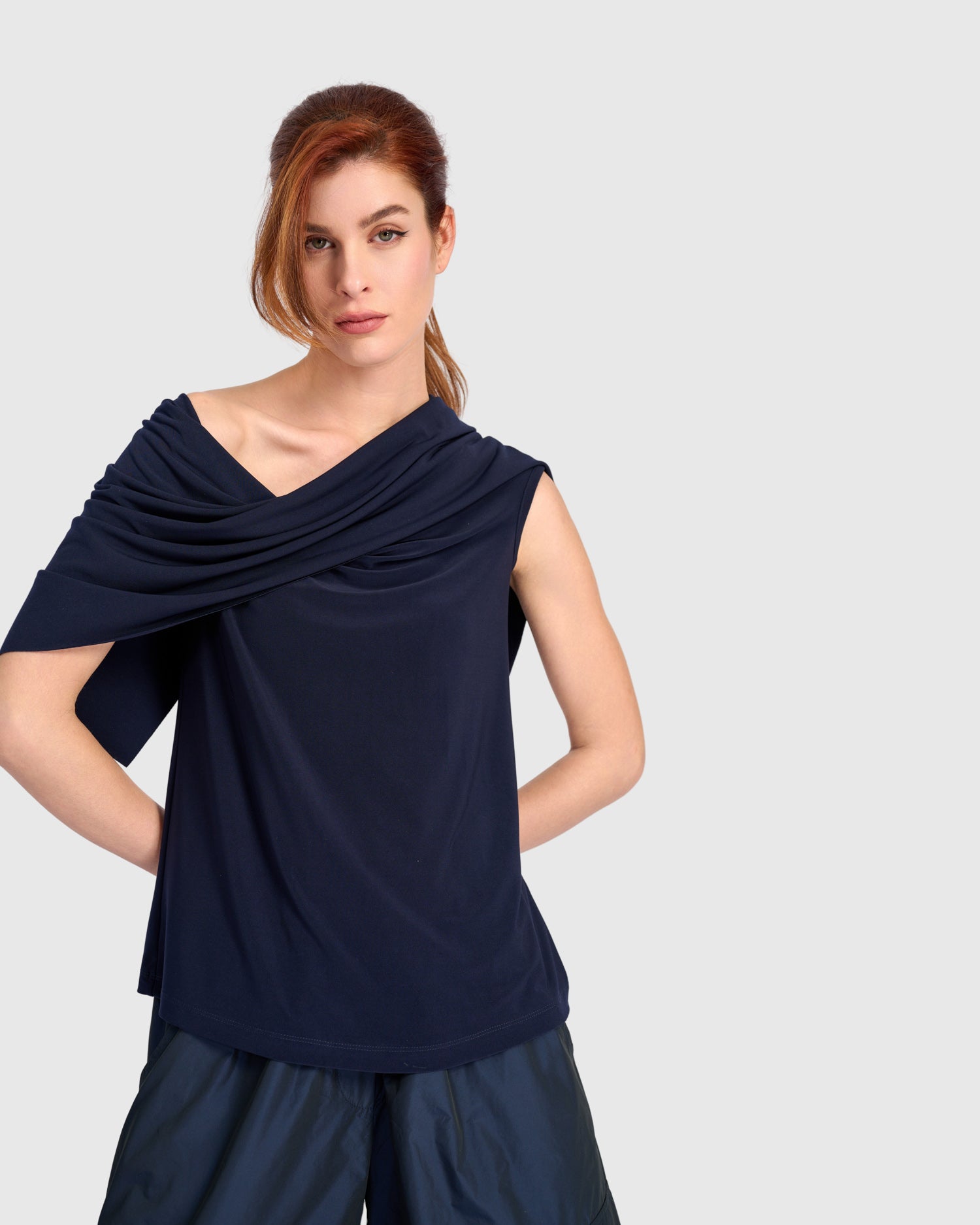 alembika-fluid-slinky-savoir-top-navy image 3