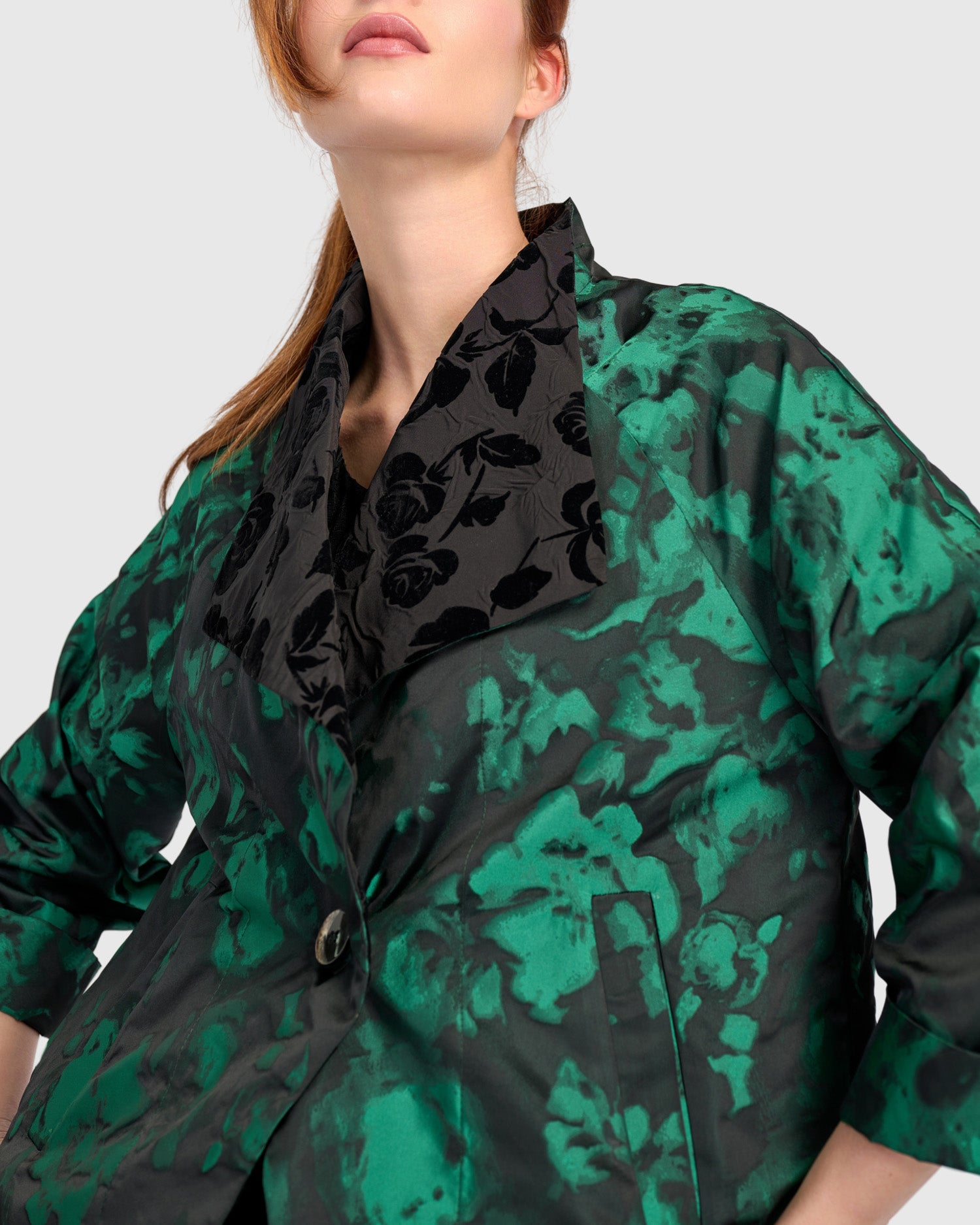 alembika-palatial-cocktail-jacke-emerald image 2