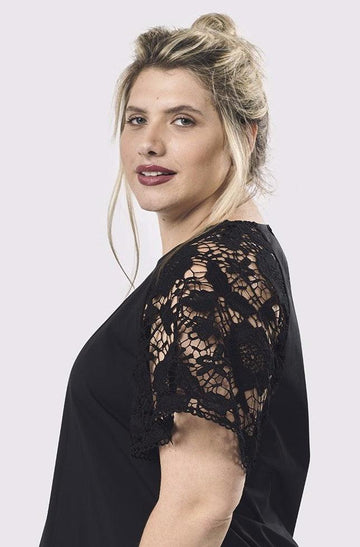 alembika-exquisite-raglan-top-schwarz-baumwoll-top-mit-spitzen-rmeln image 3