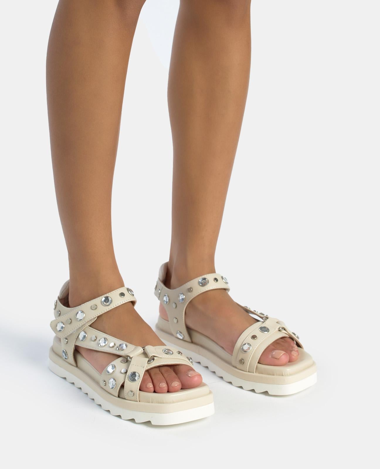 alma-en-pena-flat-sandal-with-track-sole-flache-sandale-beige-2cm image 4