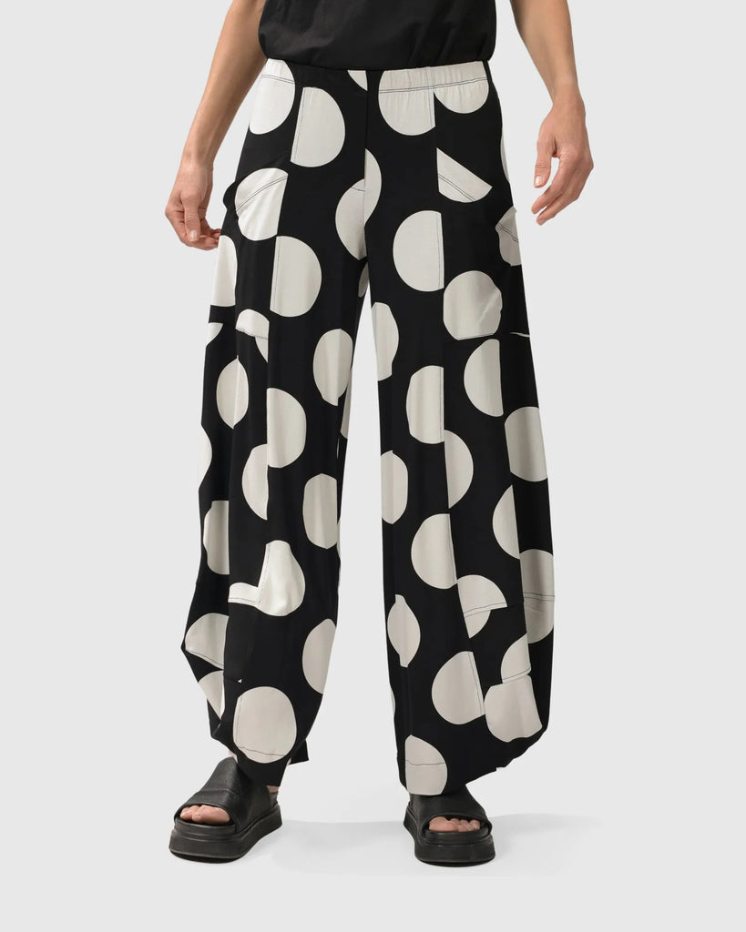 alembika-minnie-harem-hose-mono image 1
