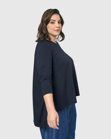 alembika-essential-hi-lo-top-navy-langarm image 4
