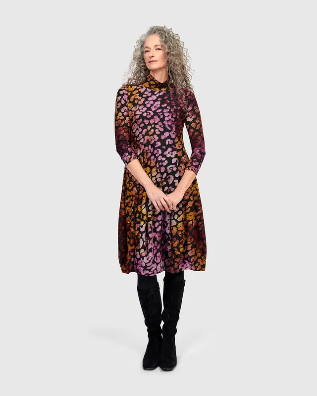 alembika-ember-cocoon-kleid-bloom-langarm image 1