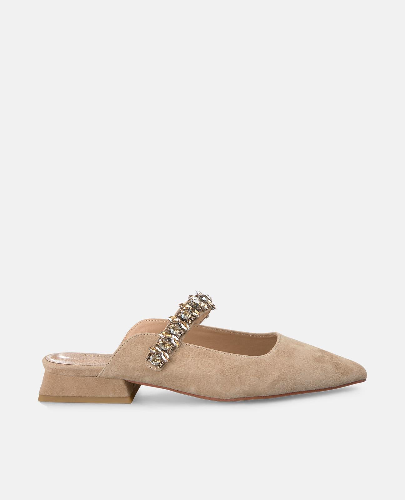 alma-en-pena-mule-mit-strass-riemen-2-cm-flachabsatz-sand image 2