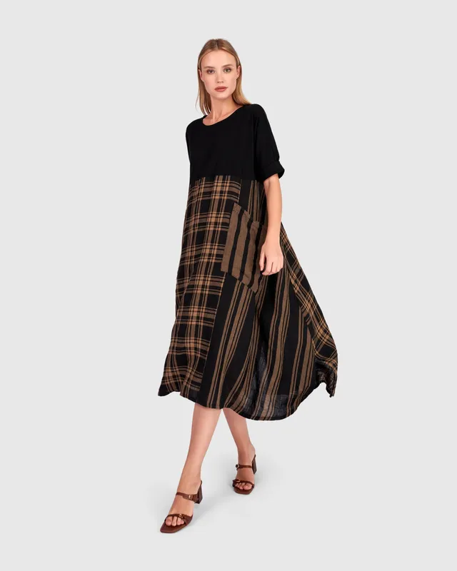 alembika-medjdool-maxi-dress-sd900t-black-sepia-plaid image 1