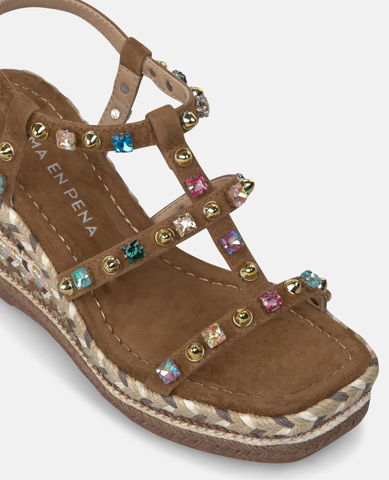 alma-en-pena-espadrille-keil-t-riemen-strass-nieten-9-5-cm-caramelo image 4