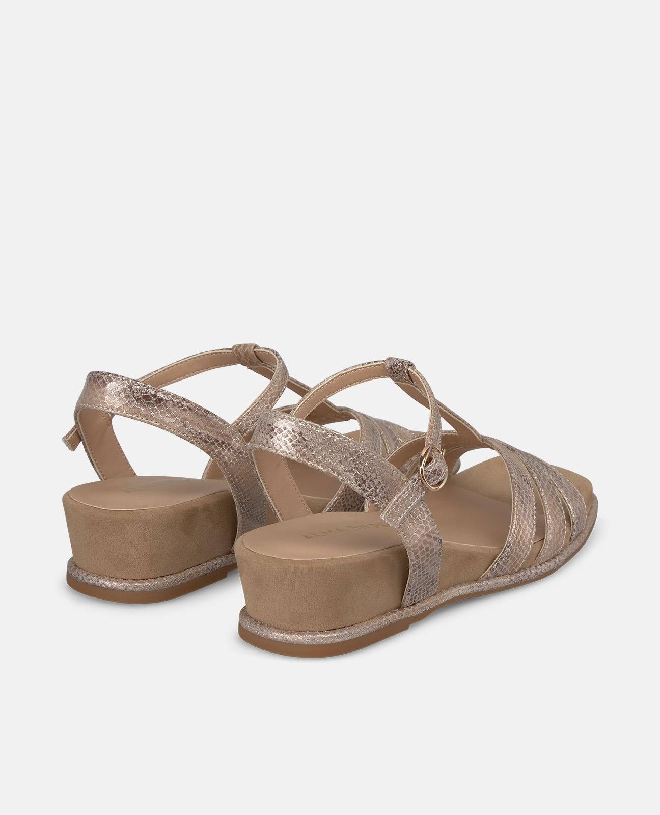 alma-en-pena-keilsandalette-mit-strass-camel-t-riemen-4-cm image 3