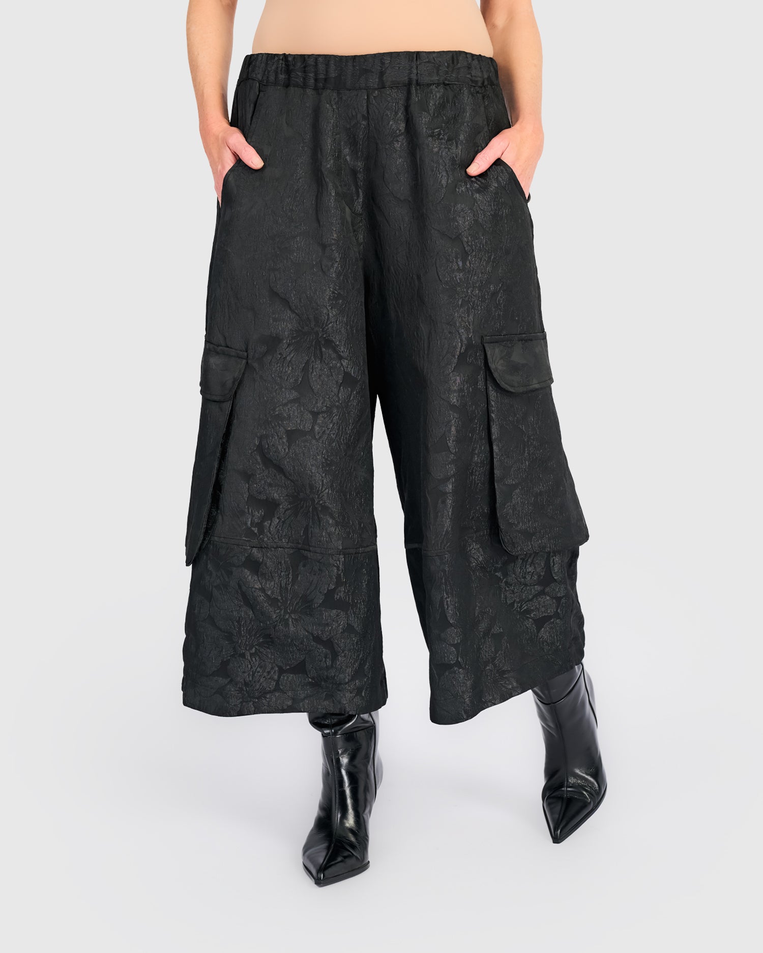 alembika-damask-wide-cargo-pants-onyx-cargohose image 3