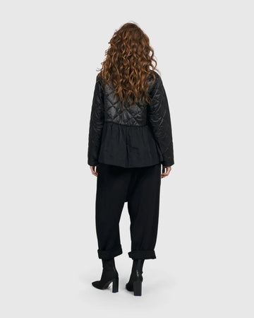 alembika-urban-sarafine-babydoll-jacke-schwarz-damen-steppjacke image 6