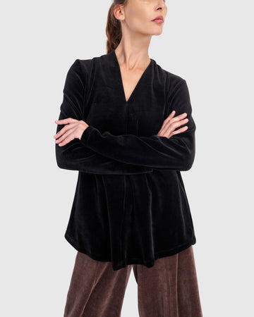 alembika-everyday-velvet-v-neck-top-black image 5