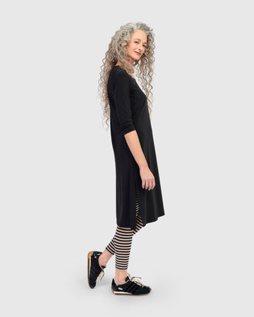 alembika-essential-long-tunic-top-black image 6