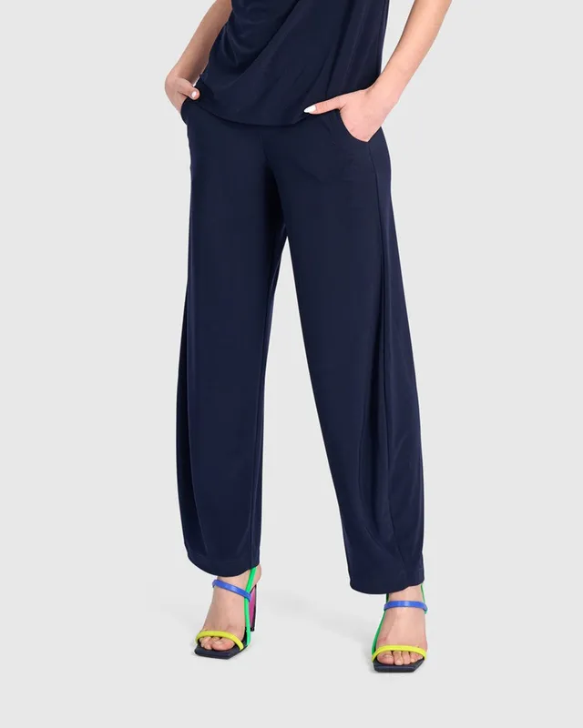 alembika-fluid-slinky-flow-hose-navy image 1