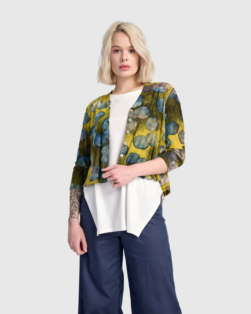 alembika-windchime-cropped-cardigan-gold-ocean-dots image 1