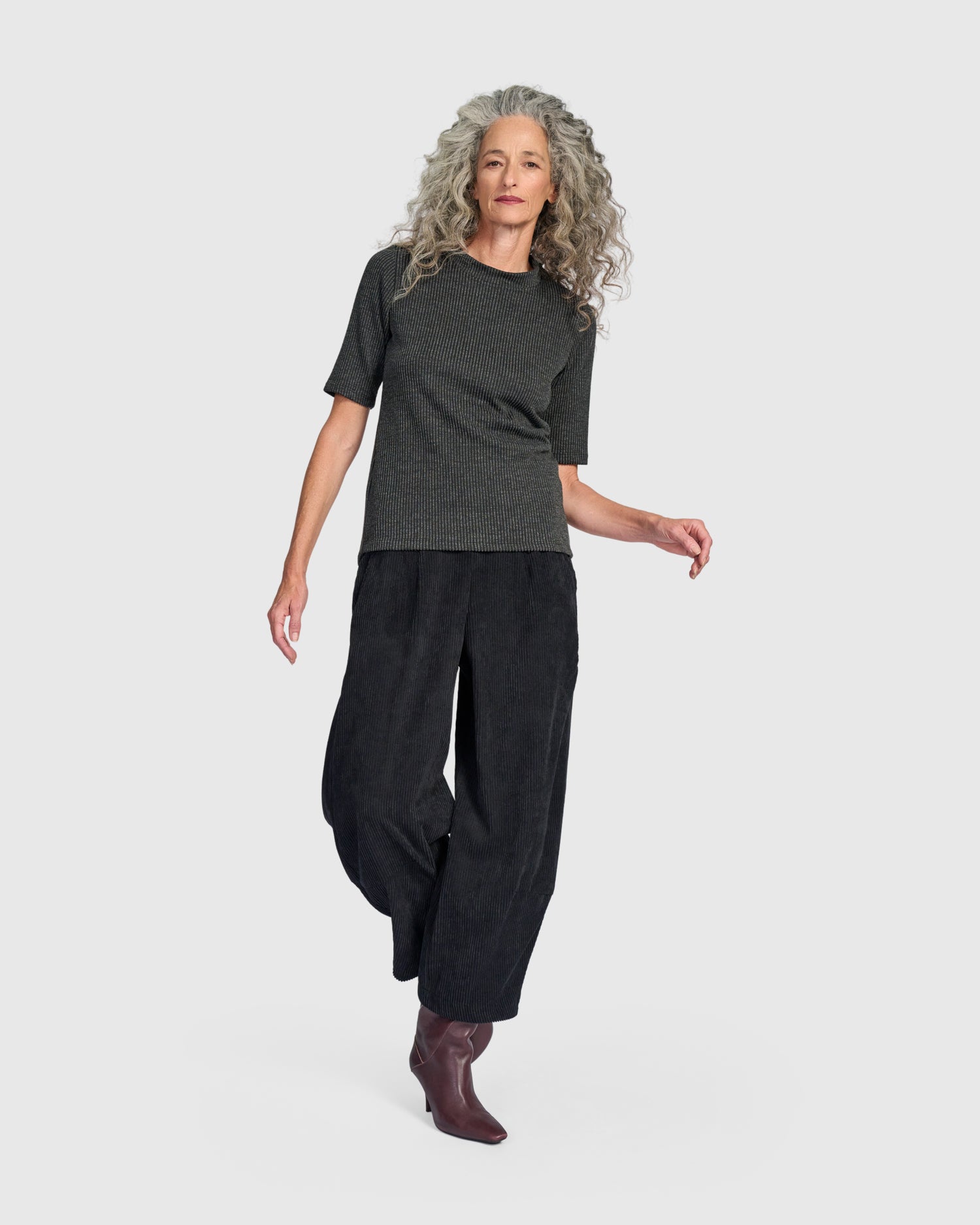 alembika-urban-marl-rib-mockneck-top-graphite-damen image 3