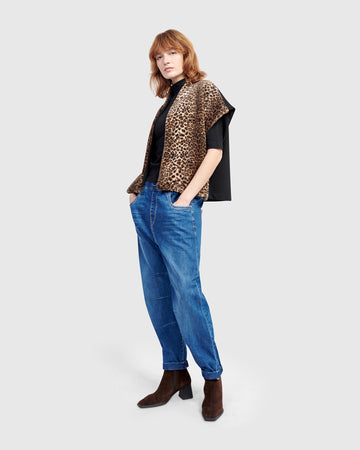 alembika-urban-prowl-weste-leopard-rmellose-damen-weste image 3