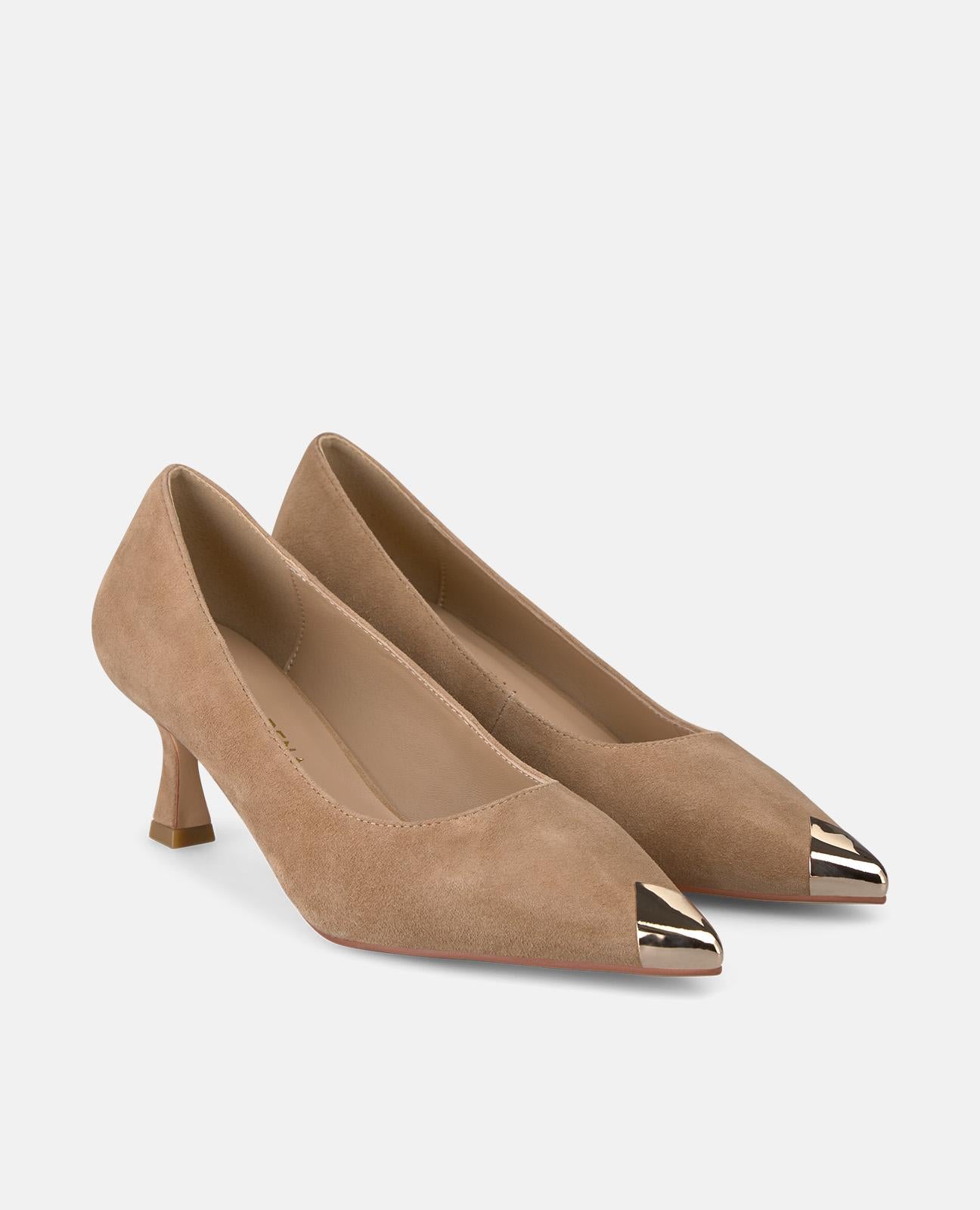 alma-en-pena-metallic-toe-cap-shoe-pumps-mit-metallkappe-6-cm-in-camel image 2