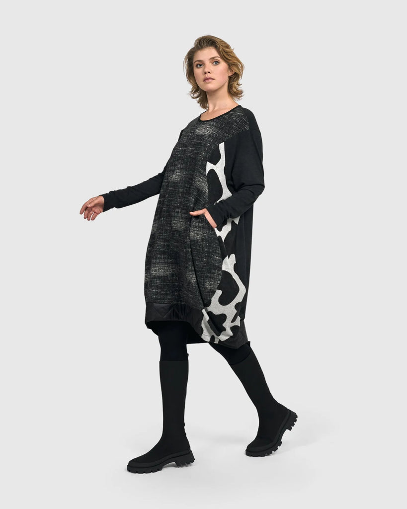 alembika-urban-marta-dress-fog-damen-kokon-kleid-mit-taschen image 1