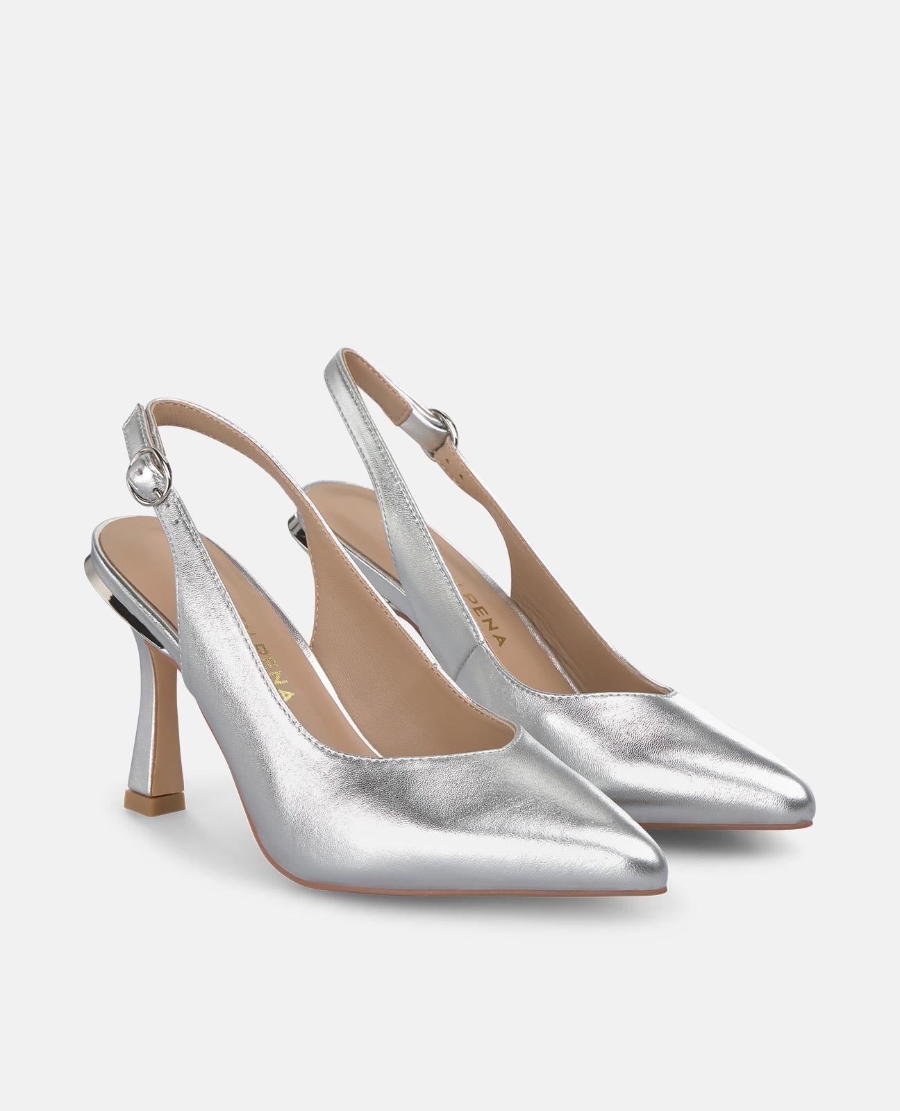 alma-en-pena-pumps-spitzer-zeh-silber-9-cm-mit-schnalle image 2