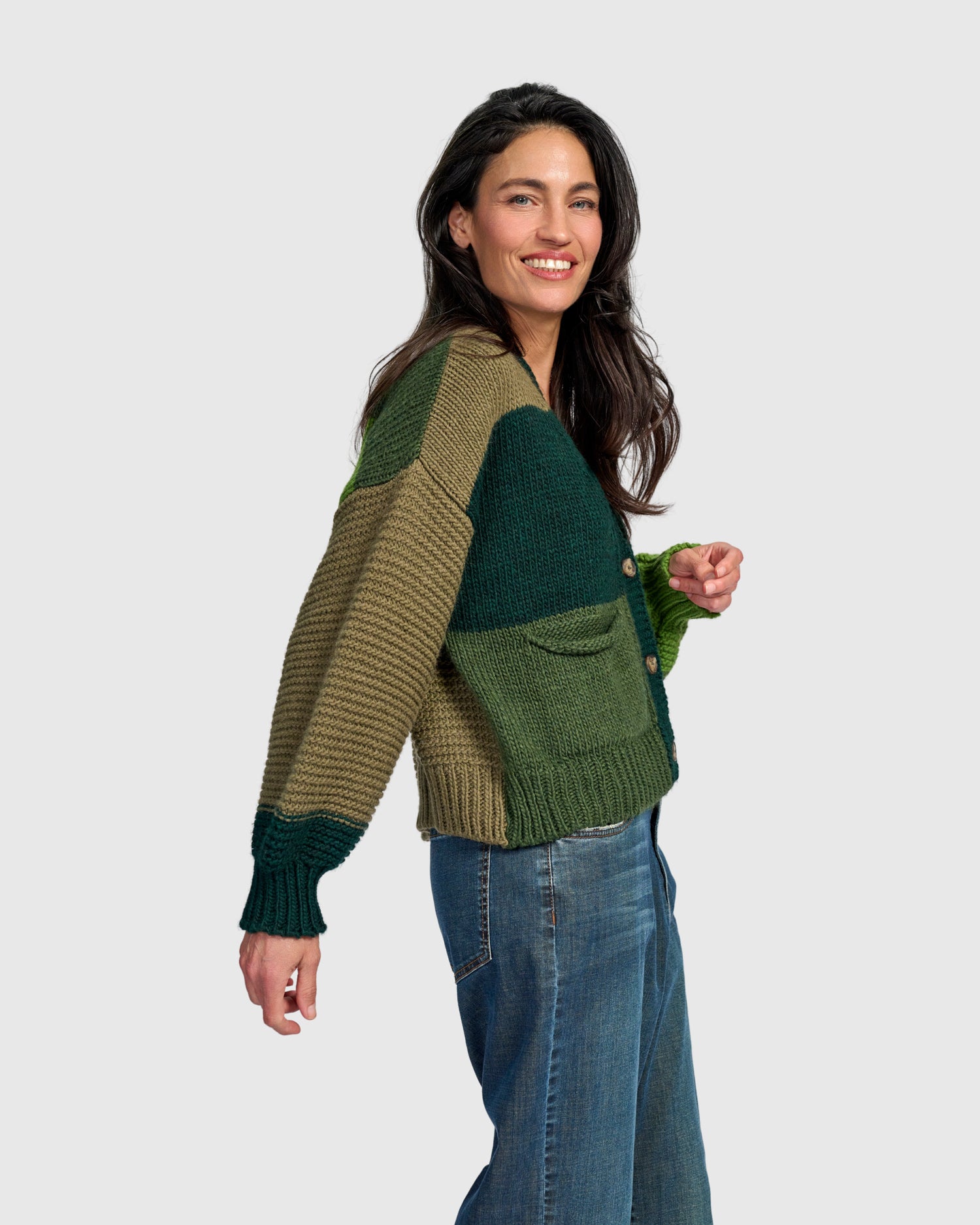 alembika-carnival-chunky-cardigan-pine-damen-strick-cardigan image 4