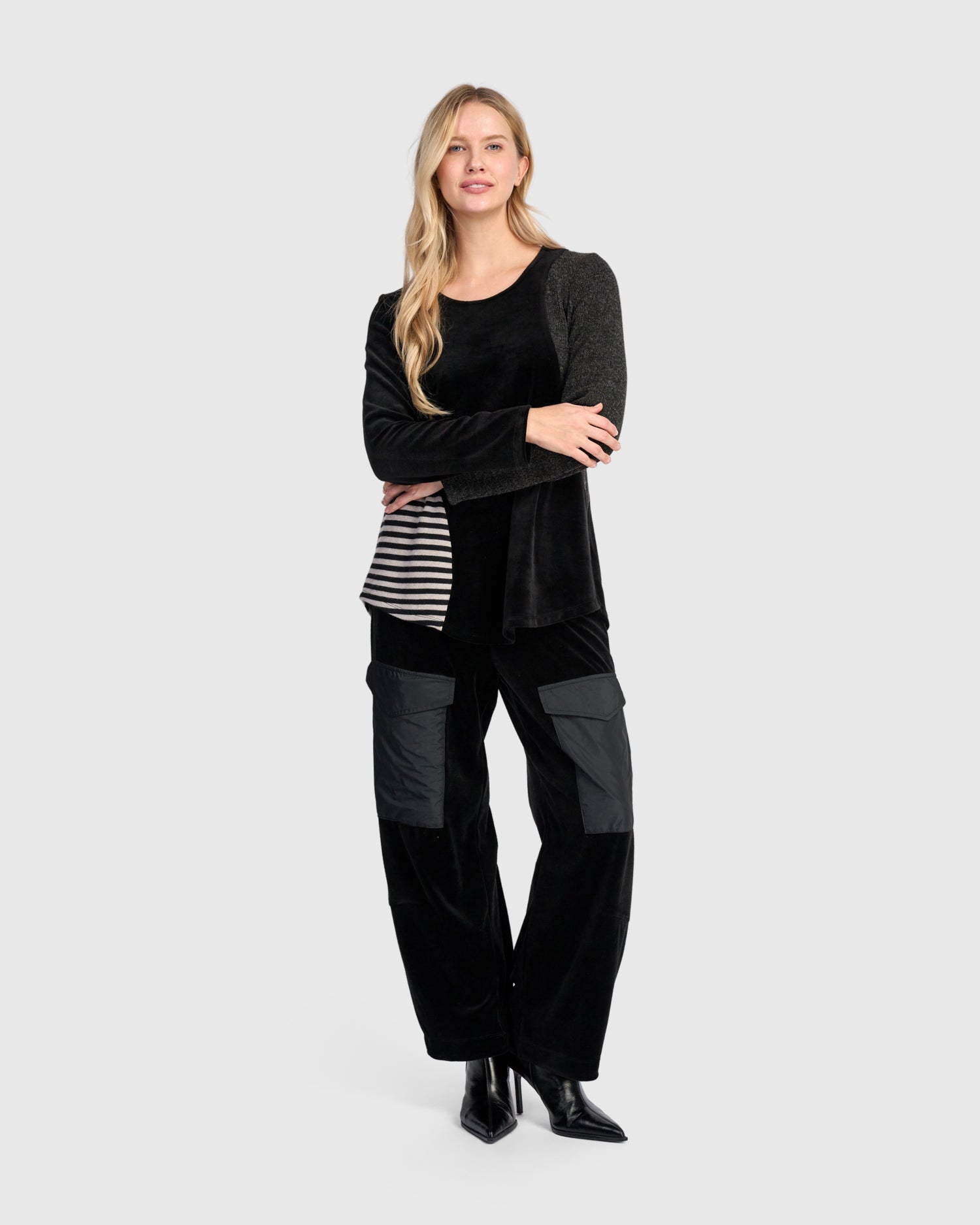 alembika-urban-mixe-shaped-top-black-mix-shaped-langarm-top image 7