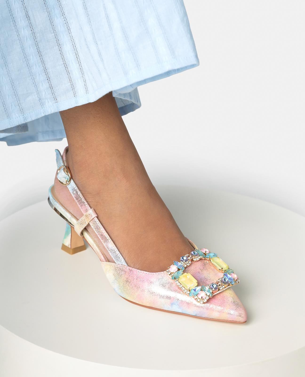 alma-en-pena-pumps-mit-front-schmuck-offene-spitze-rosa-6-2-cm-absatz image 5