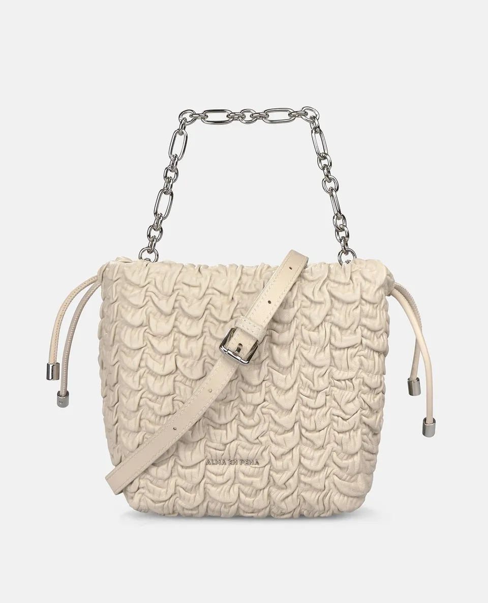 alma-en-pena-ledertasche-relief-beuteltasche-grau-crossbody image 1