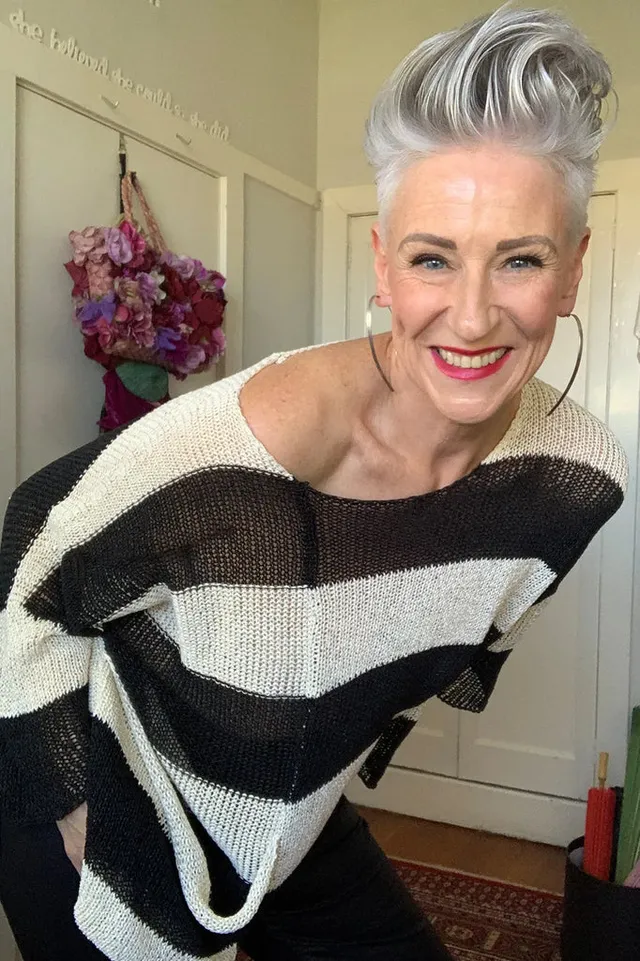 alembika-luxe-pocket-hem-sweater-cream-ss32c image 1