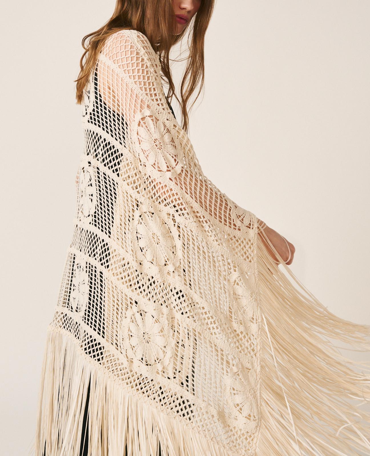 alma-en-pena-crocheted-kaftan-h-kel-kaftan-aus-baumwolle-in-wei-rmellos image 3