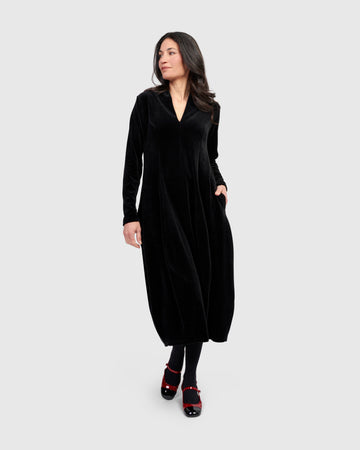alembika-everyday-velvet-cocoon-dress-black-samtkleid image 4