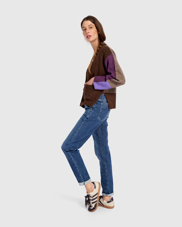 alembika-finch-cardigan-damen-strickjacke-brown-purple image 2