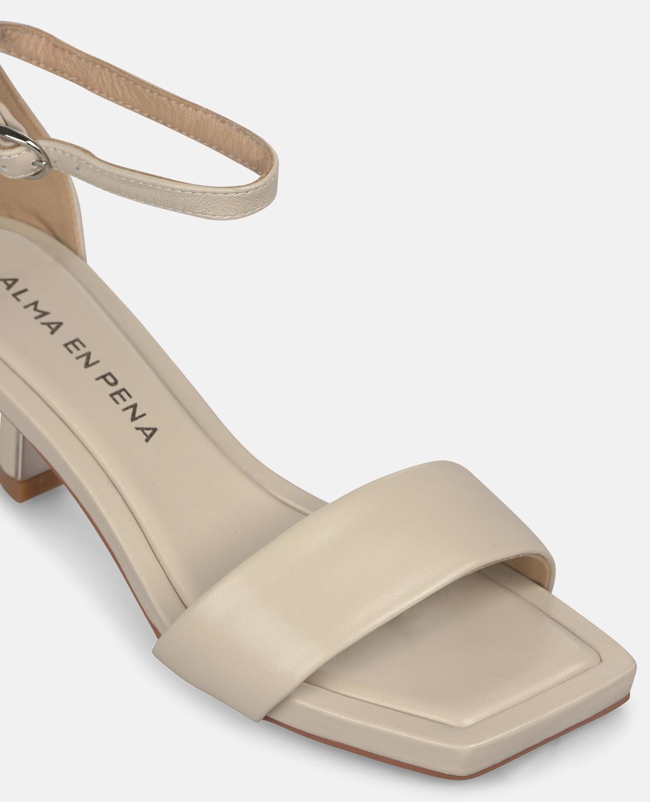 alma-en-pena-alfa-62810-nappa-sandalette-wei-mit-riemen-und-5-5-cm-absatz image 4
