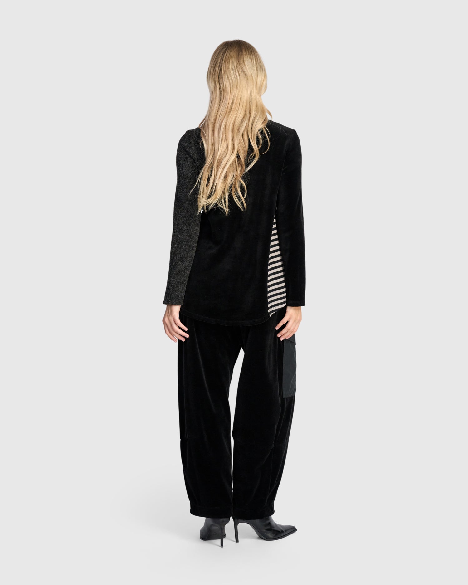 alembika-urban-mixe-shaped-top-black-mix-shaped-langarm-top image 5