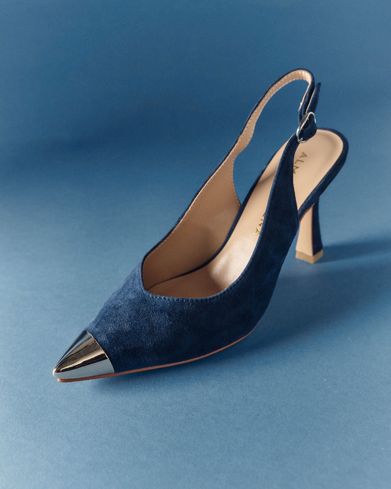 alma-en-pena-high-heel-pumps-mit-metall-spitze-navy-9-cm image 4
