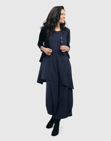alembika-essential-2-tone-crop-cardigan-navy image 2