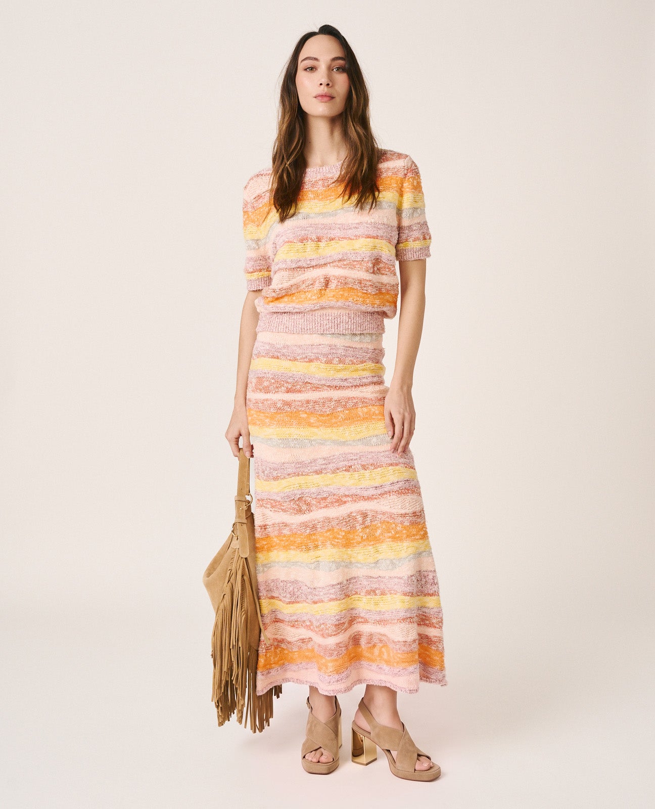 alma-en-pena-midi-knit-skirt-strickrock-midi-orange image 1