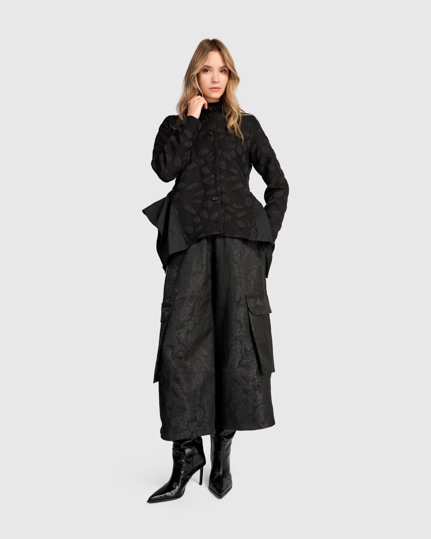 alembika-valmont-peplum-jacke-aj729c-black-spots image 5