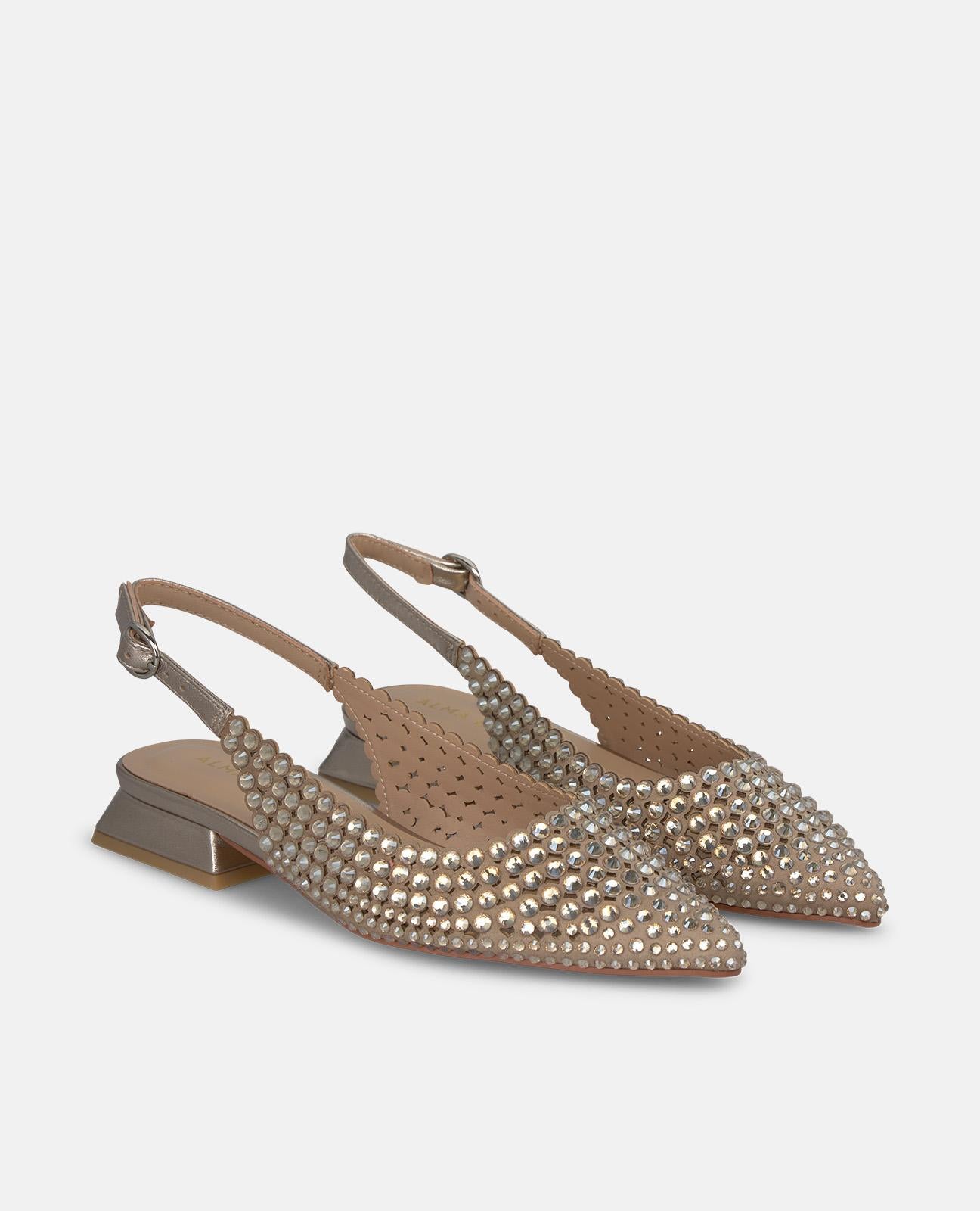 alma-en-pena-slingpumps-nieten-bronze-2-cm-blockabsatz image 2