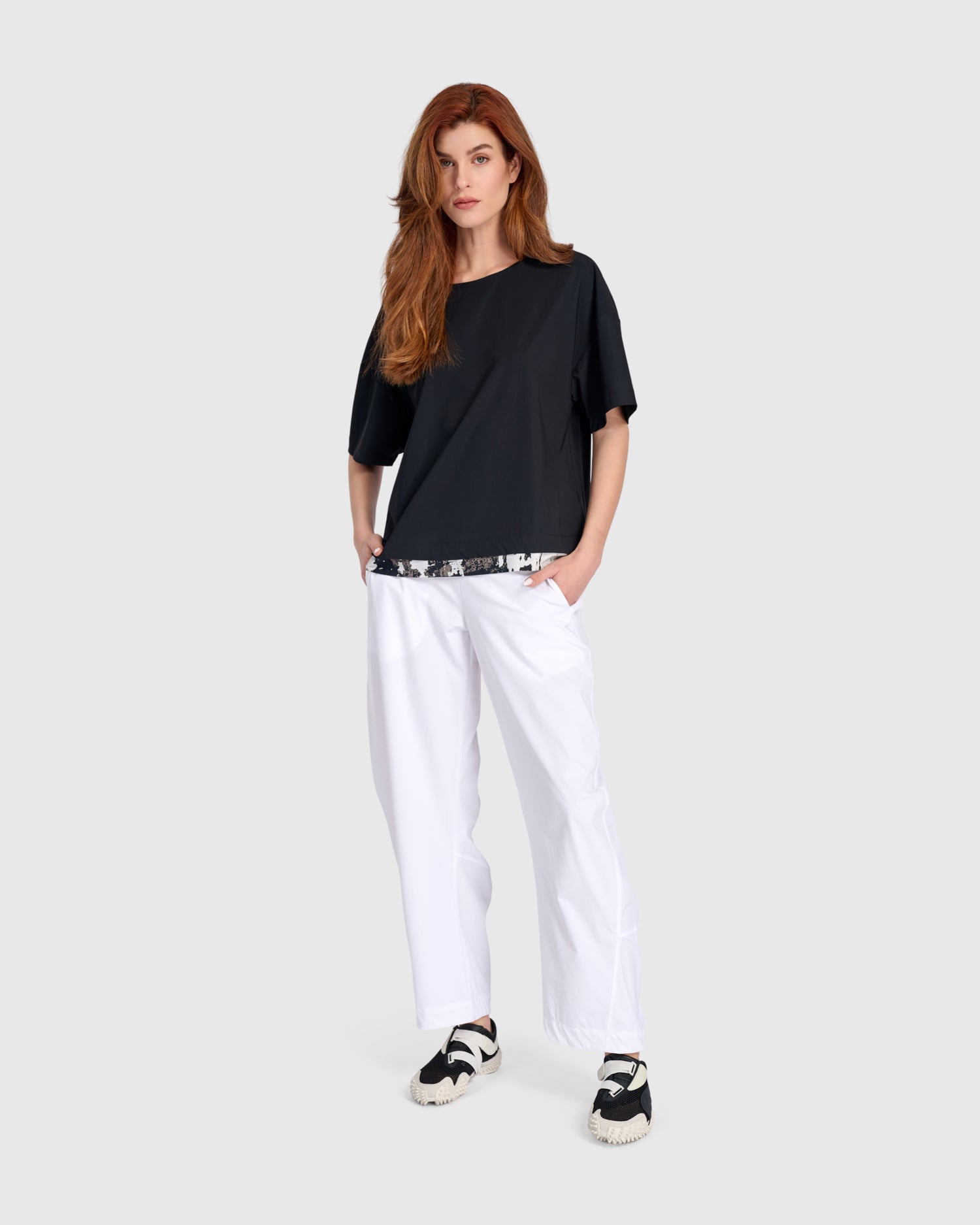 alembika-tekbika-aero-boxy-tee-black-graphic-funktionsshirt-upf-50 image 7