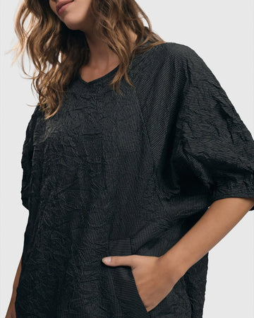 alembika-urban-beauty-pinstripe-tunika-damen-top-charcoal image 3