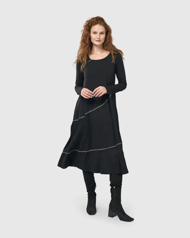 alembika-nightingale-pullover-midikleid-schwarz-fit-flare image 1