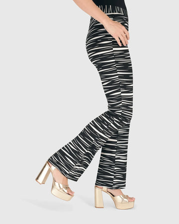 alembika-poe-bootleg-flare-leggings-zebra image 6