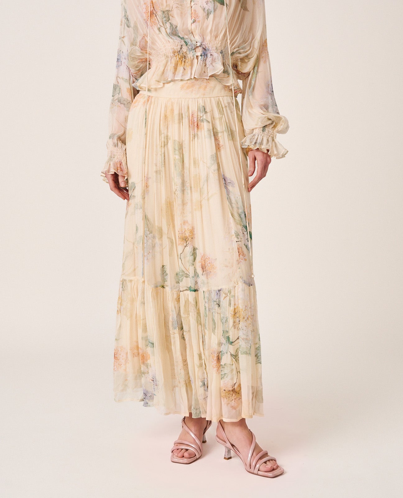 alma-en-pena-floral-midi-skirt-gebl-mter-midirock image 6