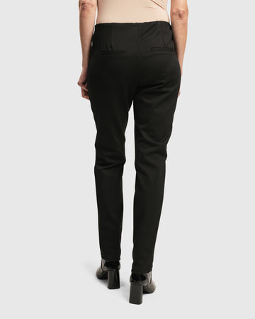 alembika-essential-slim-pants-hose-schwarz image 5