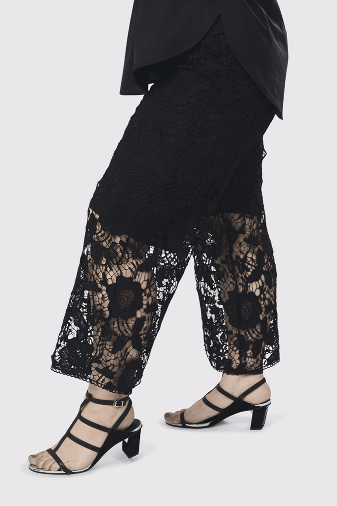 alembika-exquisite-lace-pants-black-spitzenhose-gerade image 1