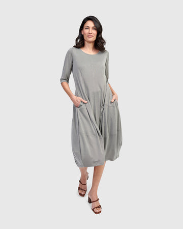 alembika-essential-crew-cocoon-kleid-saladine-ripstrick-kleid image 8
