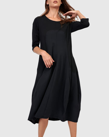 alembika-tekbika-slack-kleid-schwarz-midi-cocoon image 4