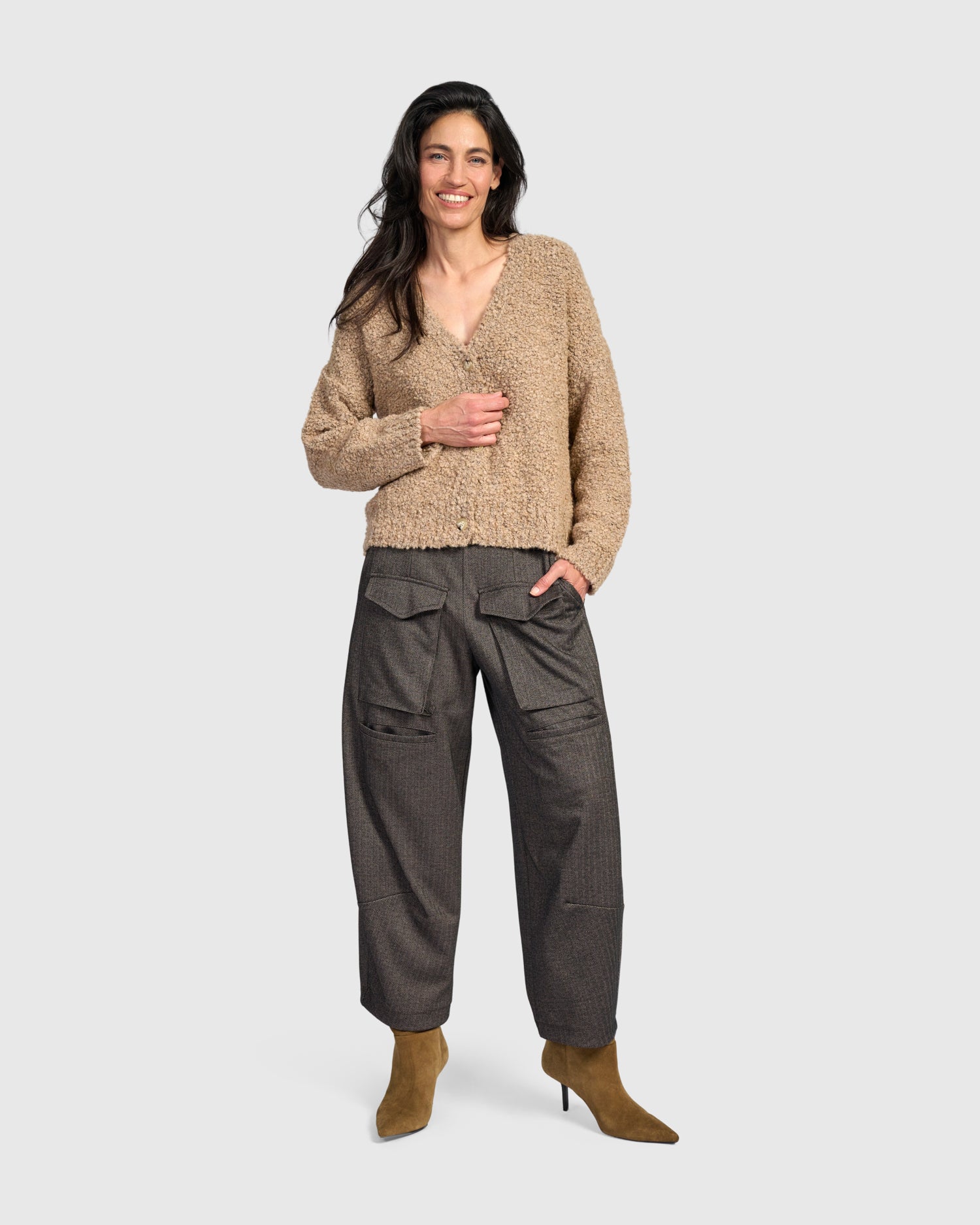 alembika-teddy-boucle-cardigan-as951s-strickjacke-in-sand image 2