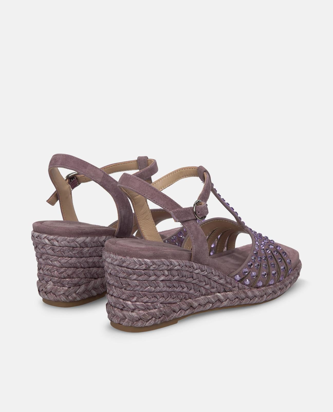 alma-en-pena-geflochtene-keilsandalen-lavendel-mit-strass-7-cm image 3