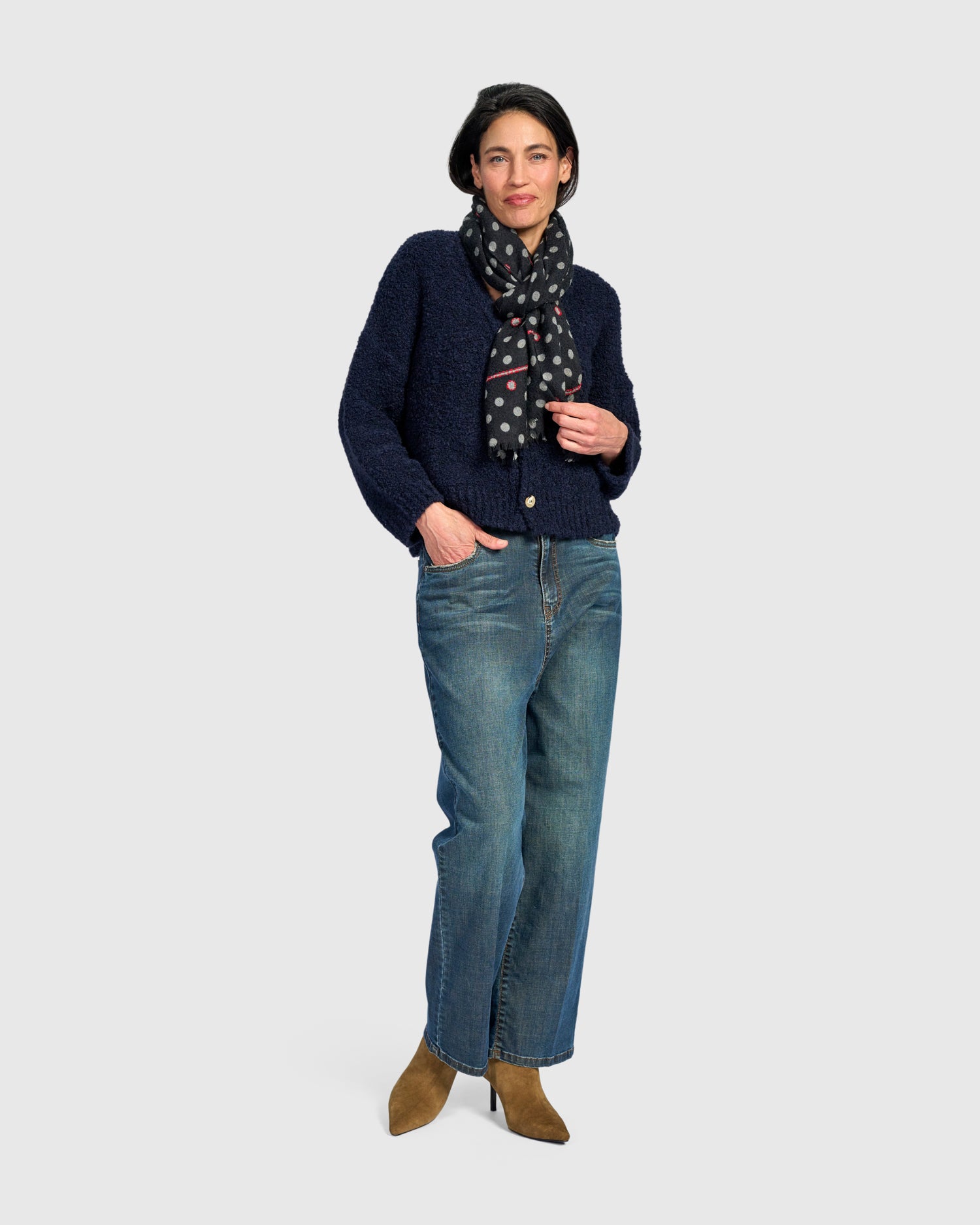 alembika-teddy-boucle-cardigan-midnight image 7